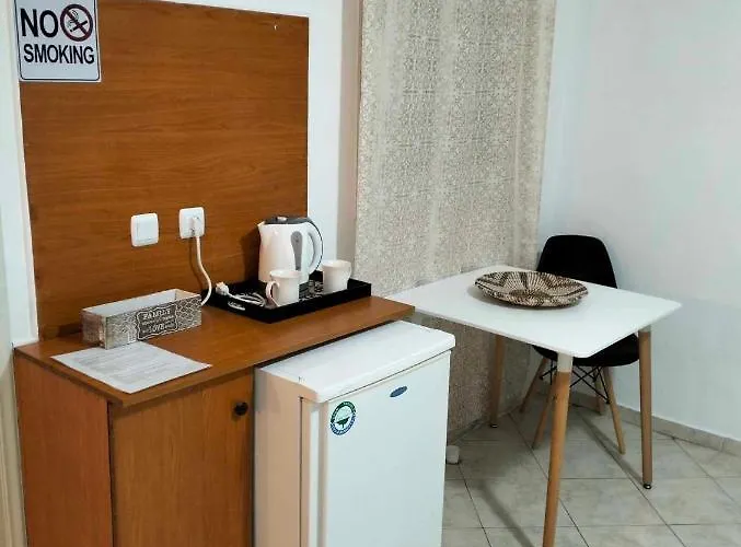 Melissou Place أبولونيا