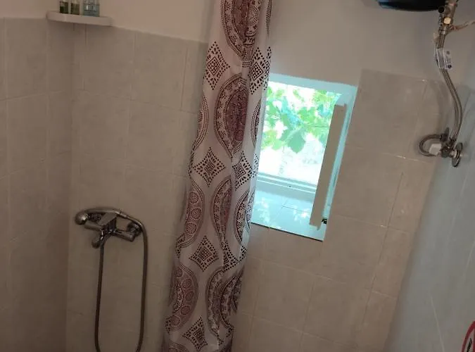 Melissou Place شقة